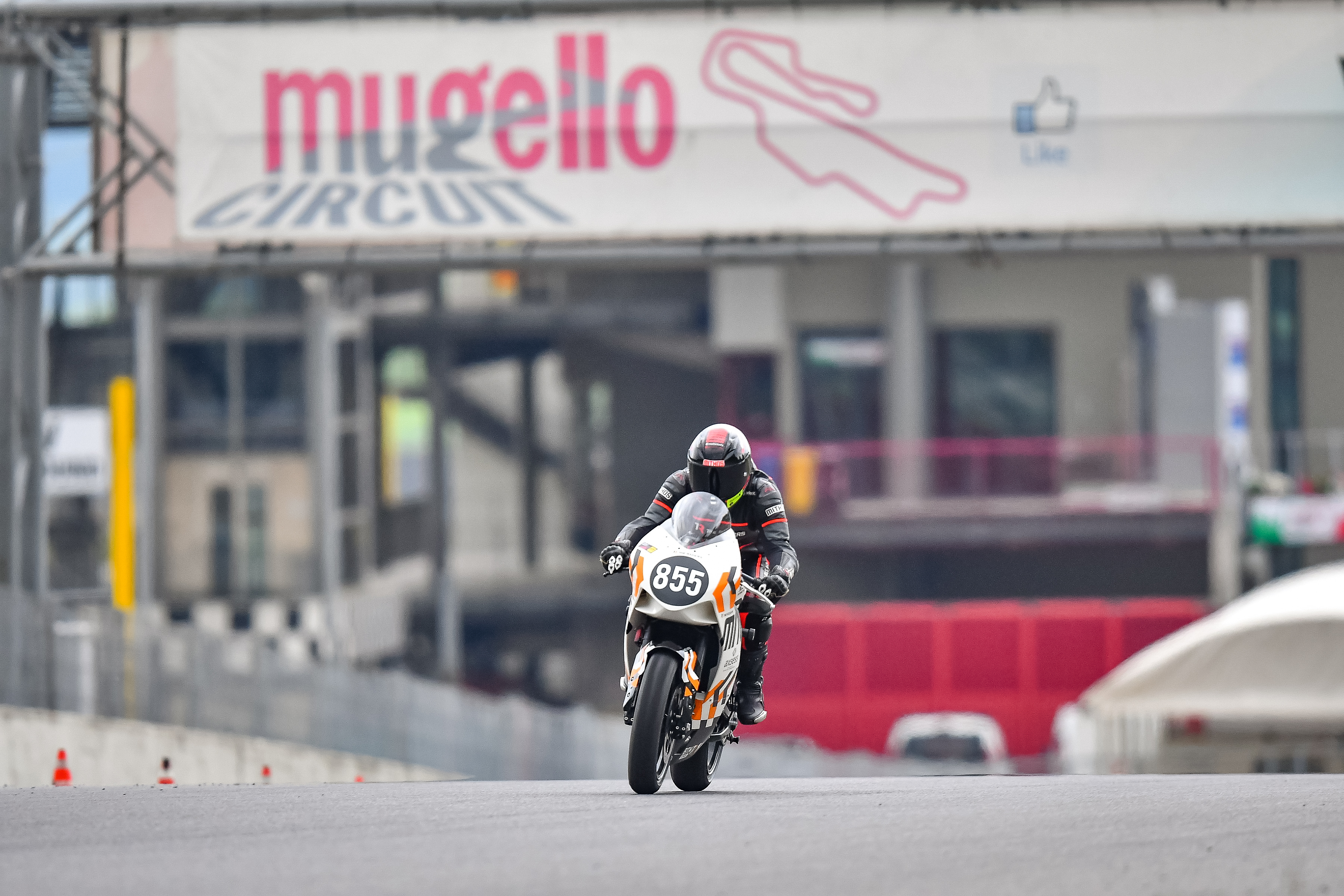 kramer-motorcycles_evo2-690s_anjatschopp_mugello2